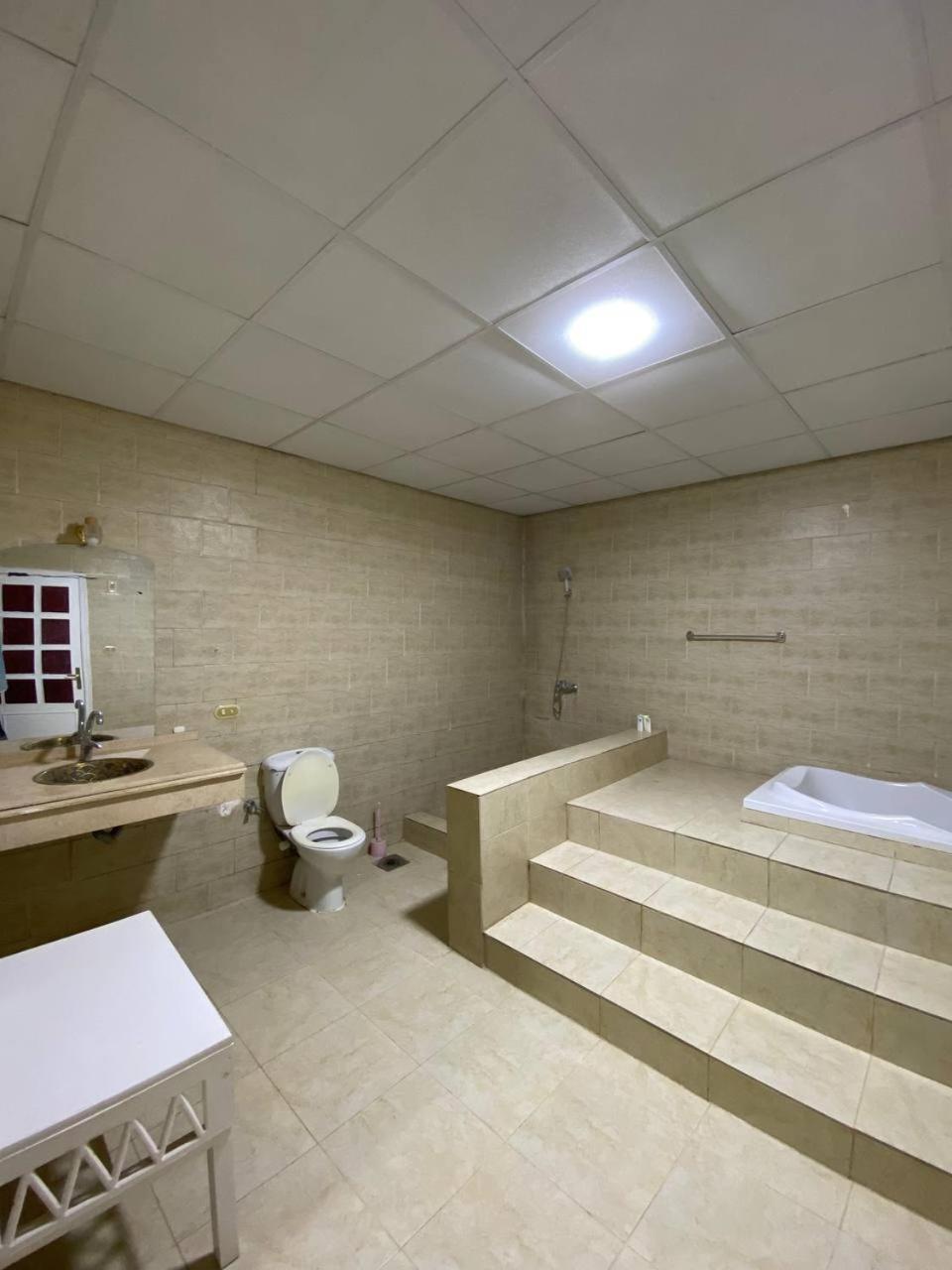 Sekhmet Retreat Centre Otel Luksor Dış mekan fotoğraf